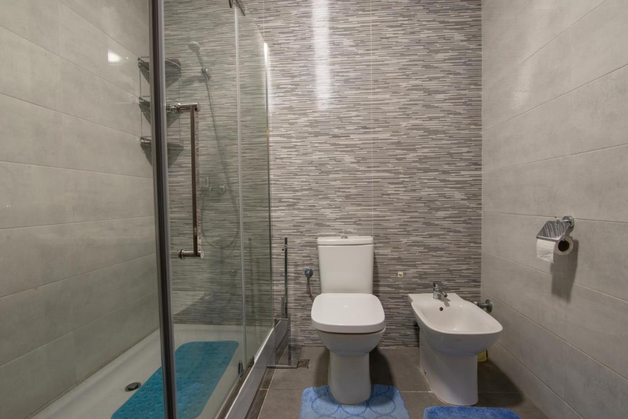 Adam'S Apartments,Self Checkin 6 Mins To Beach Downtown Fiber Optic Wifi Free Parking Same Rules As Hotels Agadir Exteriör bild